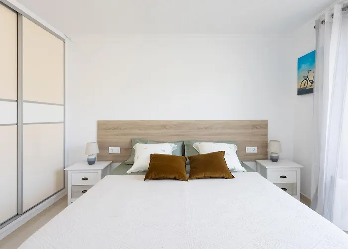 Classbnb - Two Apartments 250M From Las Americas Beach